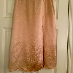 Babaton skirt from Artzia